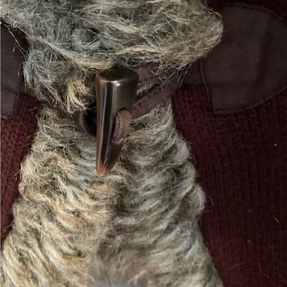 Tea Collection M 6/8 GUC faux fur knit vest
